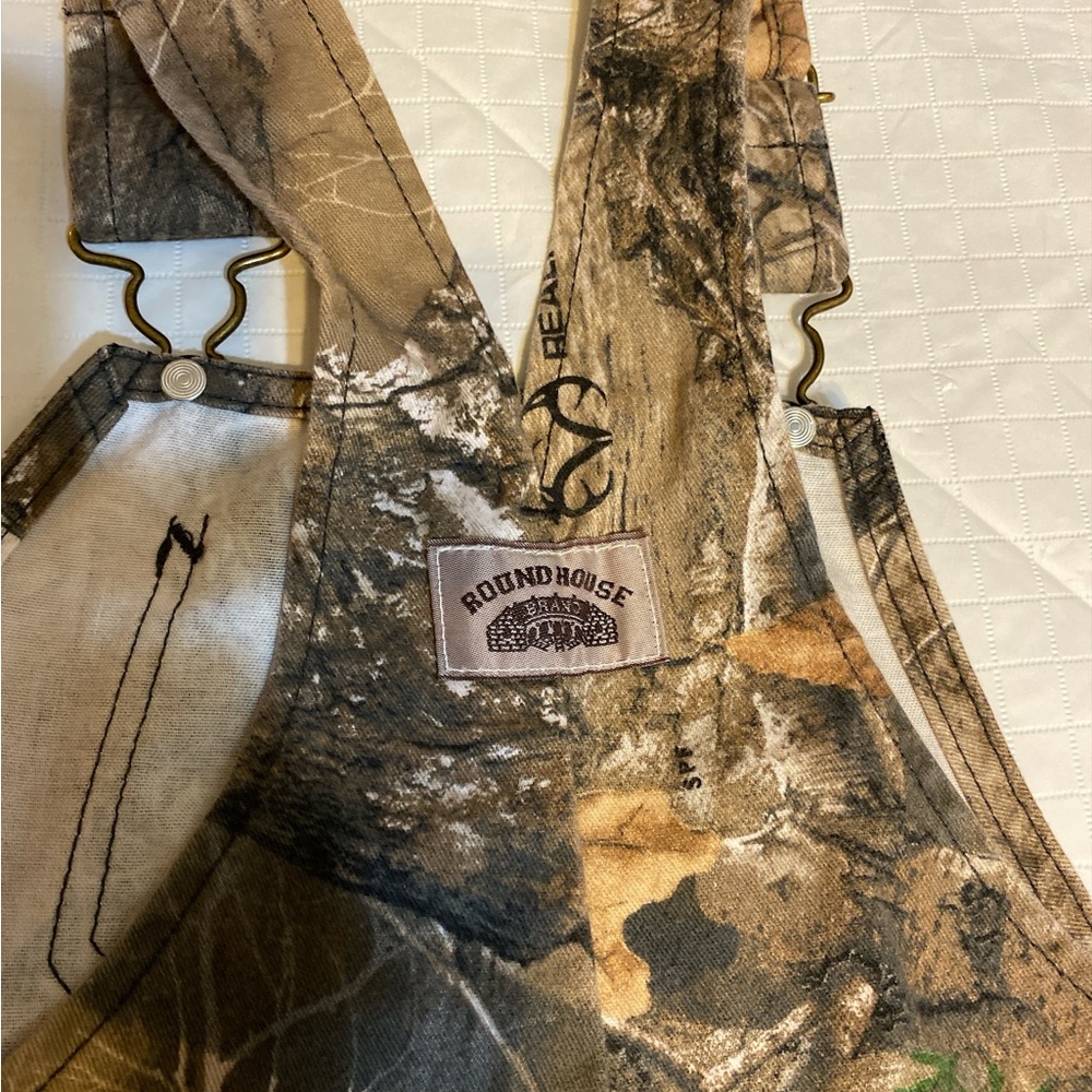 Kids Camo Bib Overalls - Roundhouse brand Realtree-Style Brown/Green size 5 - Picture 4 of 5